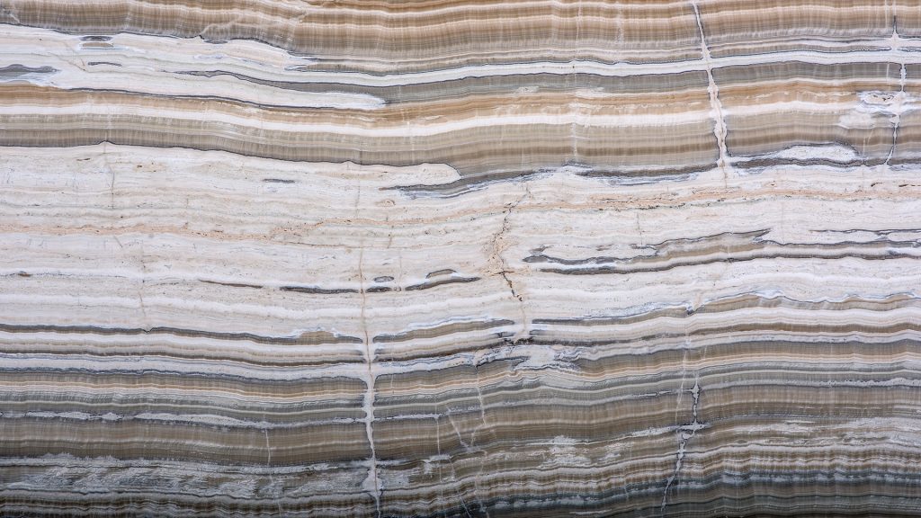 Platinum Wave Onyx