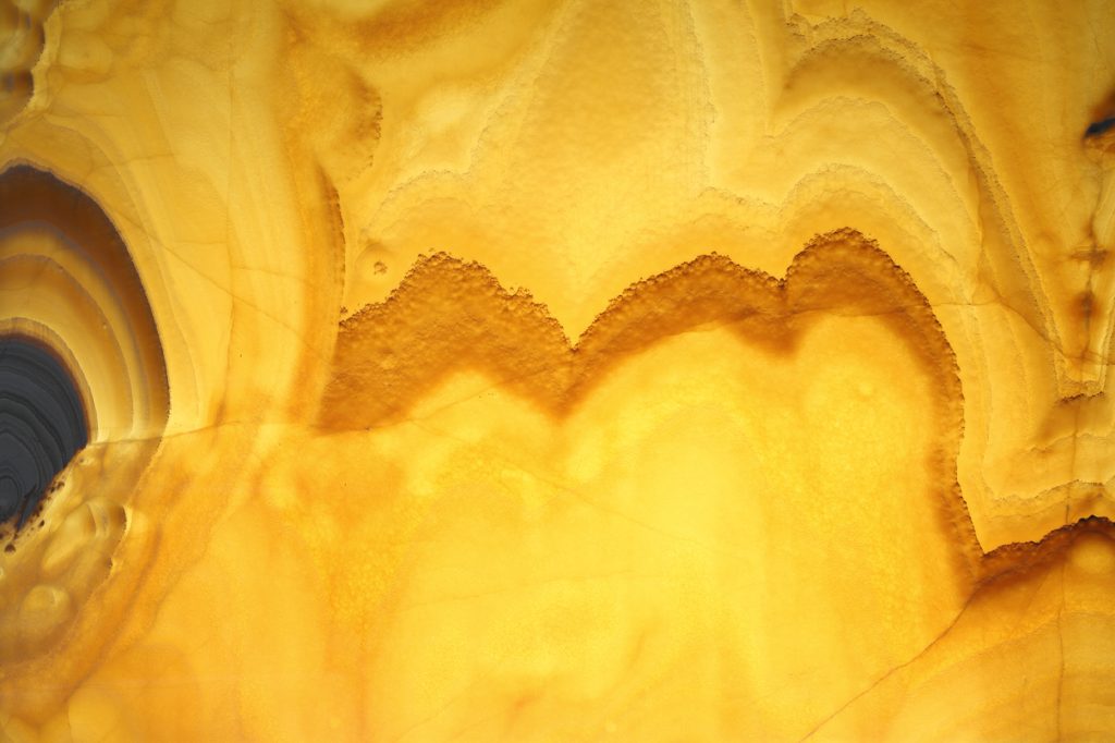 Yellow Sapphire Onyx